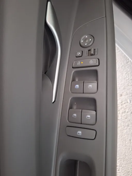 2025 Hyundai Elantra Comfort 