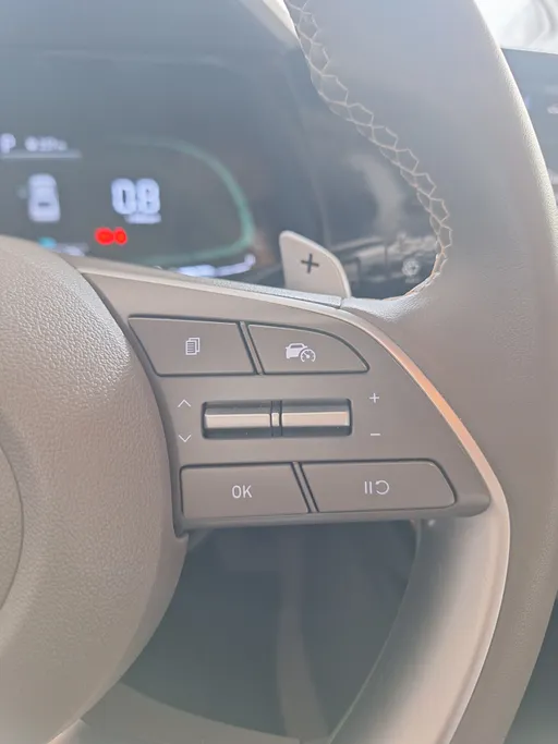 2025 Hyundai Elantra Comfort 