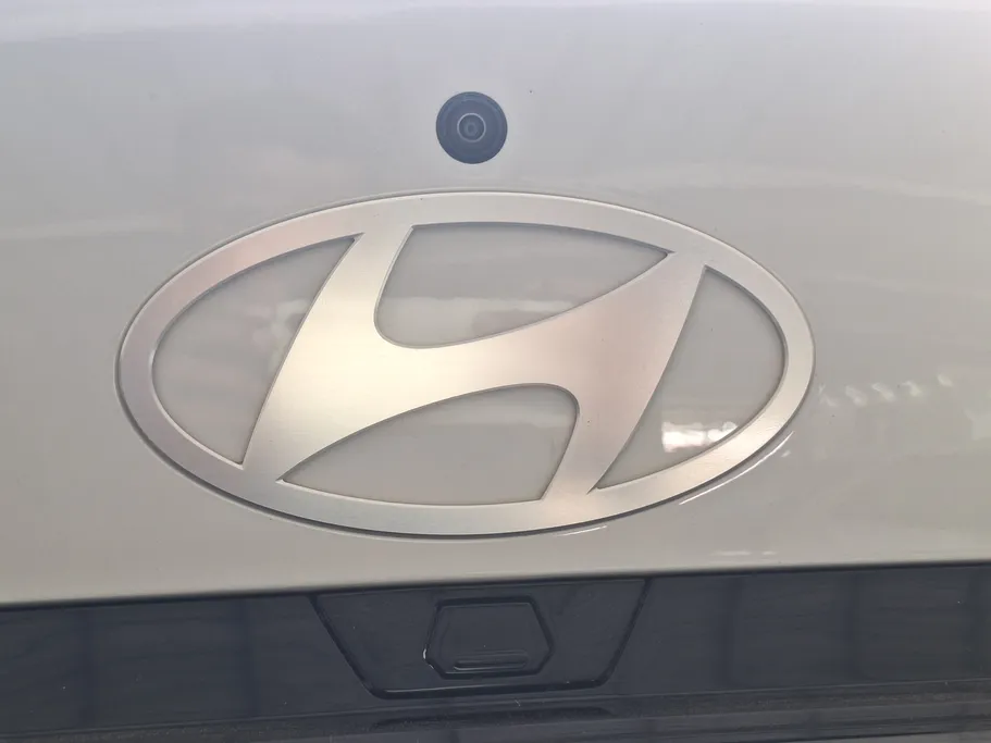2025 Hyundai Elantra Comfort 