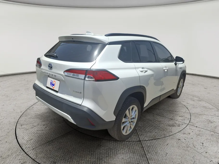 2024 Toyota Corolla Cross XLE HEV 