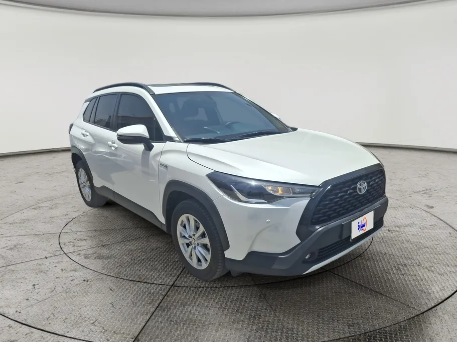 2024 Toyota Corolla Cross XLE HEV 