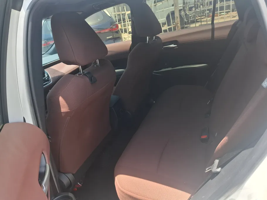 2024 Toyota Corolla Cross XLE HEV 