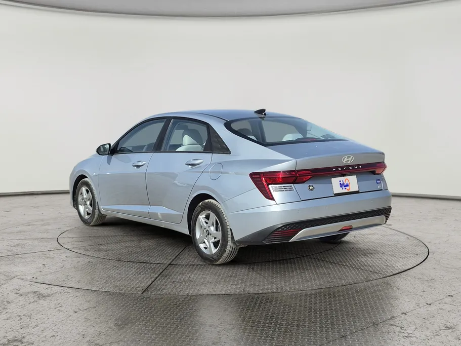 2024 Hyundai Accent Fleet 