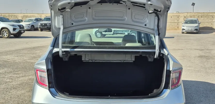 هيونداي Grand i10 فلييت 2024 