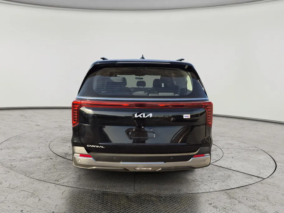 2025 Kia Carnival GL 