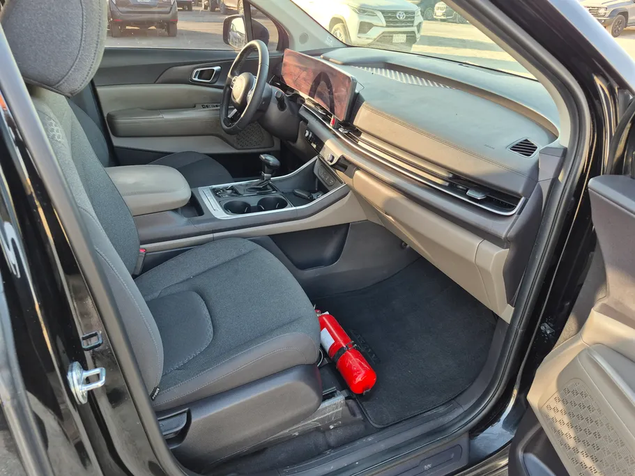 2025 Kia Carnival GL 