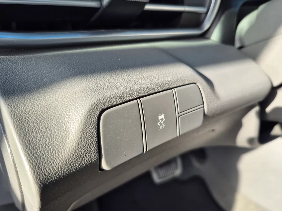 2024 Hyundai Elantra Smart 
