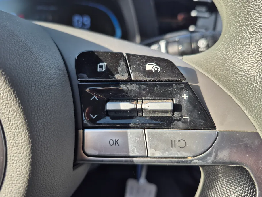2024 Hyundai Elantra Smart 