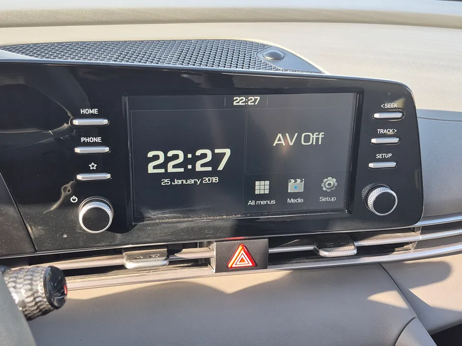 2024 Hyundai Elantra Smart 