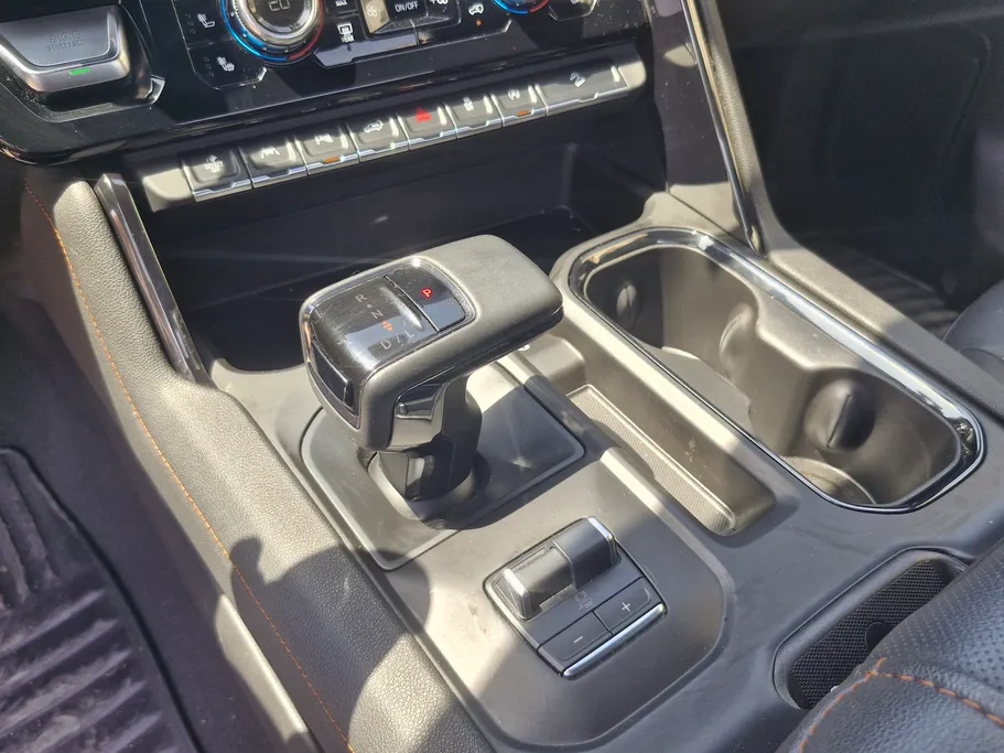 2024 GMC Sierra AT4 