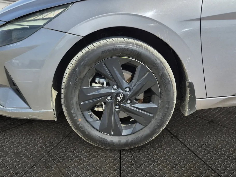 2023 هيونداي Elantra سمارت 