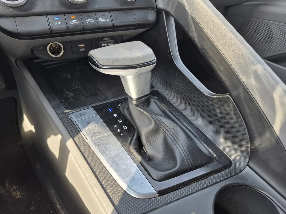 2023 هيونداي Elantra سمارت 