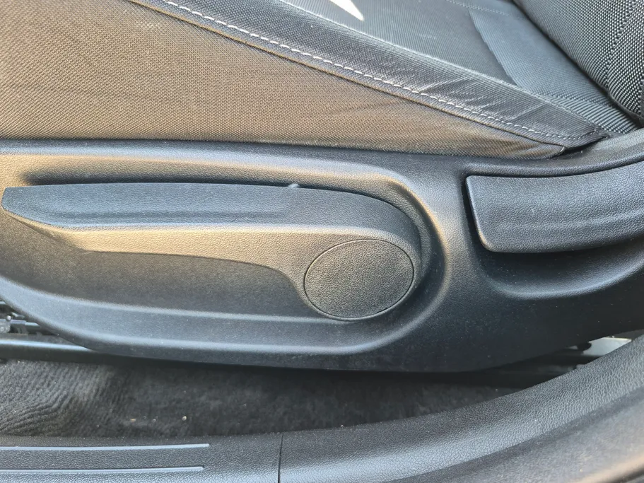 2025 Hyundai Elantra Smart 