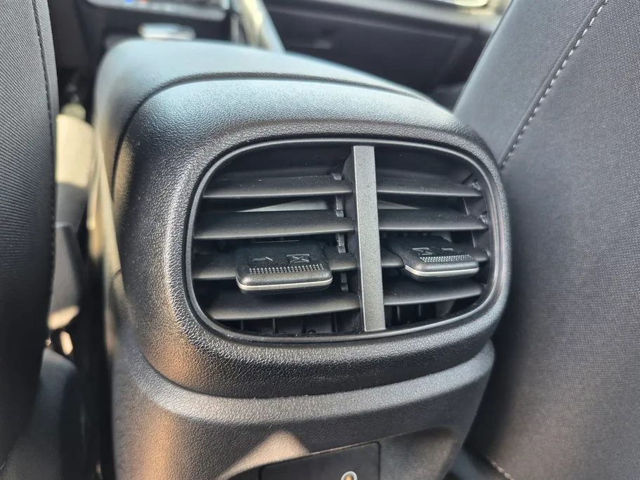2025 Hyundai Elantra Smart 