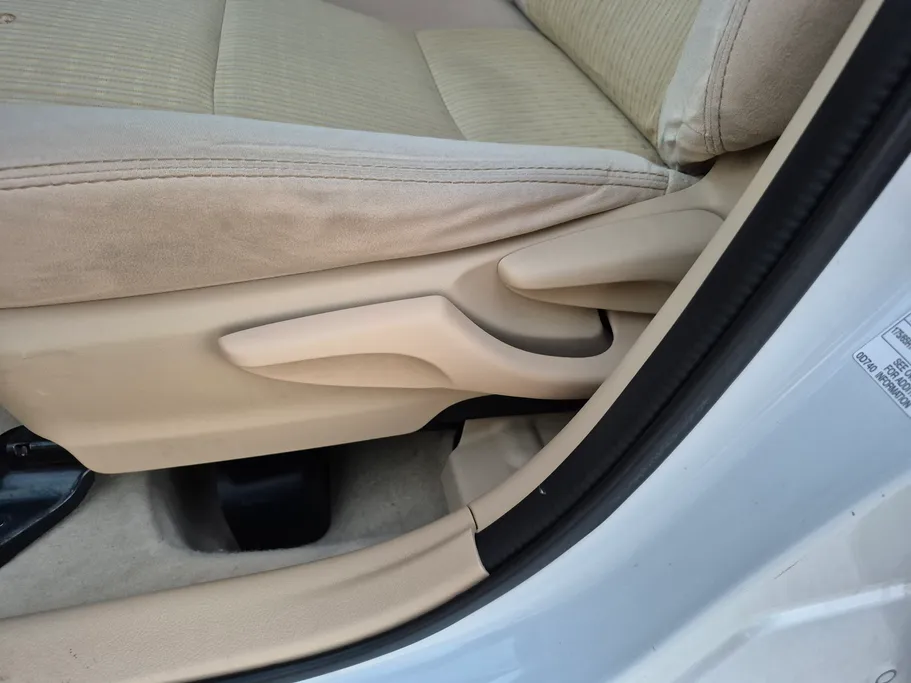 2022 Toyota Yaris  Y 