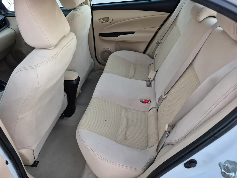 2022 Toyota Yaris  Y 