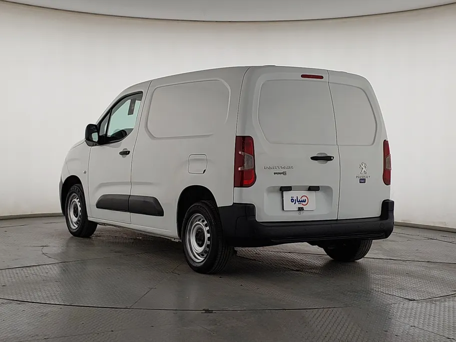 بيجو بارتنر Short van 2021 