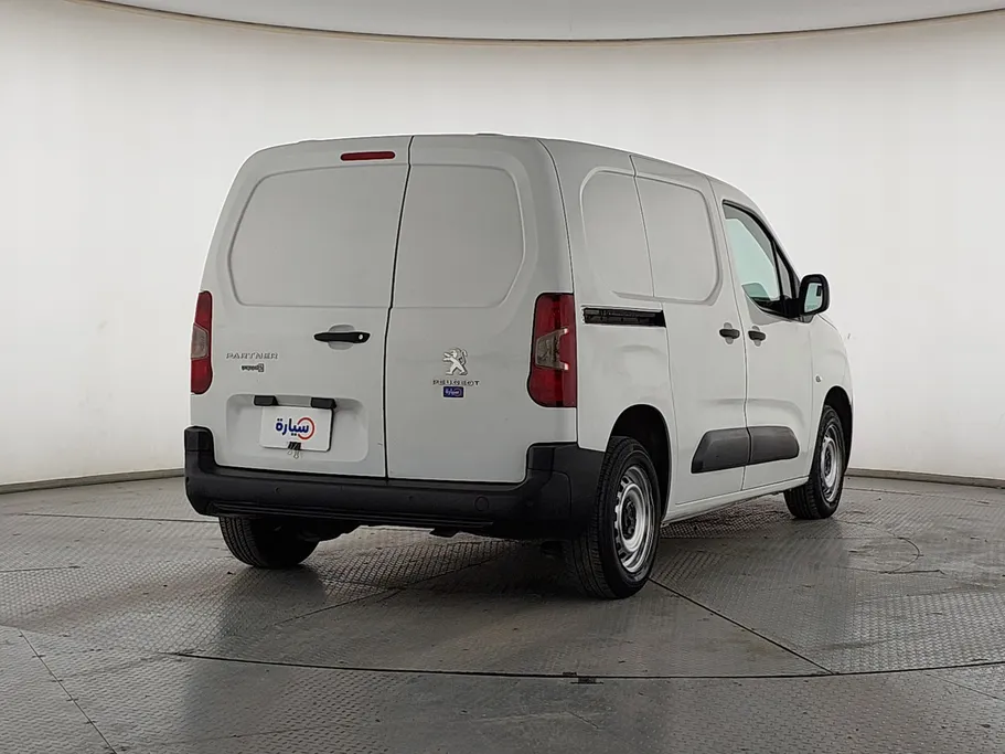 بيجو بارتنر Short van 2021 