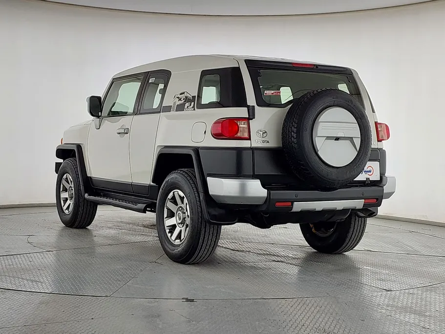 تويوتا اف جي FJ Cruiser 2022 