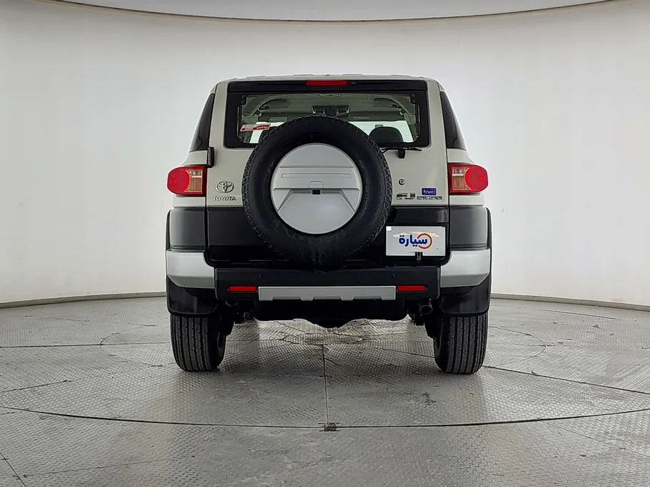 تويوتا اف جي FJ Cruiser 2022 
