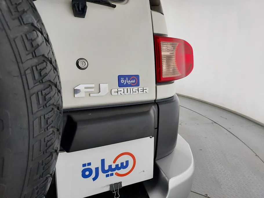 تويوتا اف جي FJ Cruiser 2022 