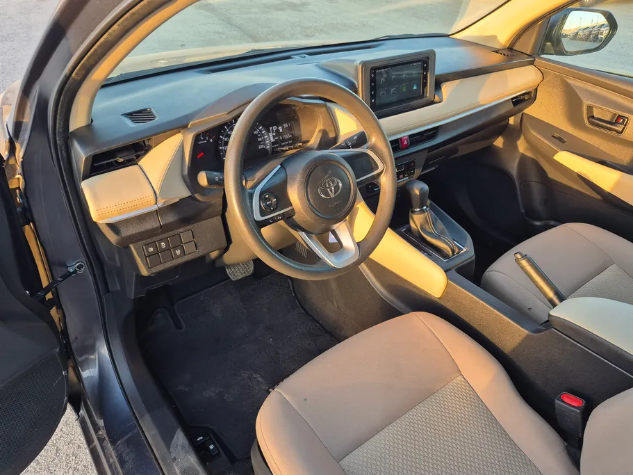 2024 Toyota Yaris  Y 