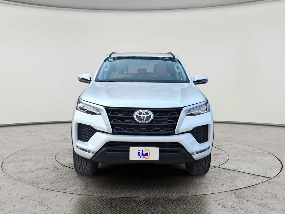 2023 Toyota Fortuner GX 