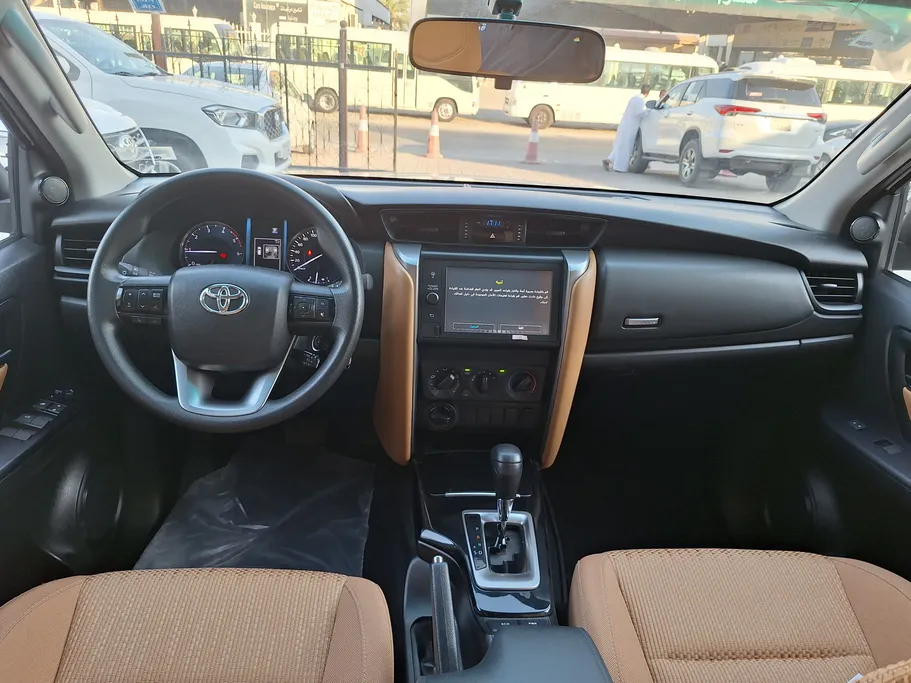 2023 Toyota Fortuner GX 