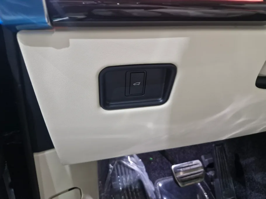 2026 Land Rover Range Rover Autobiography  