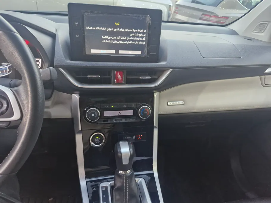 تويوتا فيلوز GLX 2024 