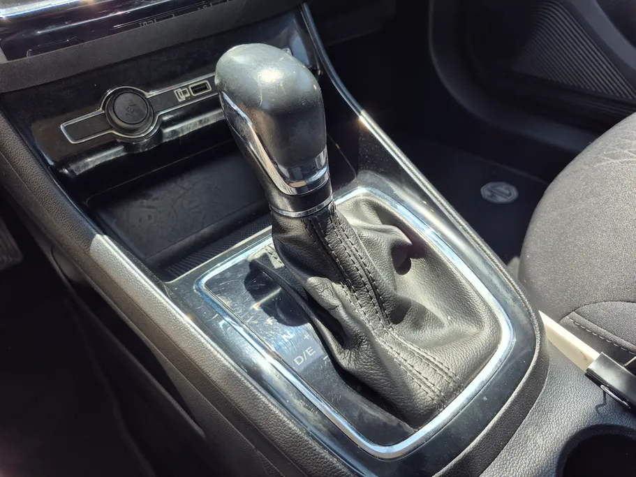 2024 MG 5 STD 