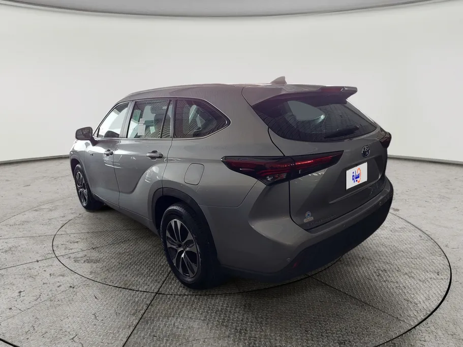 2024 Toyota Highlander GLE 