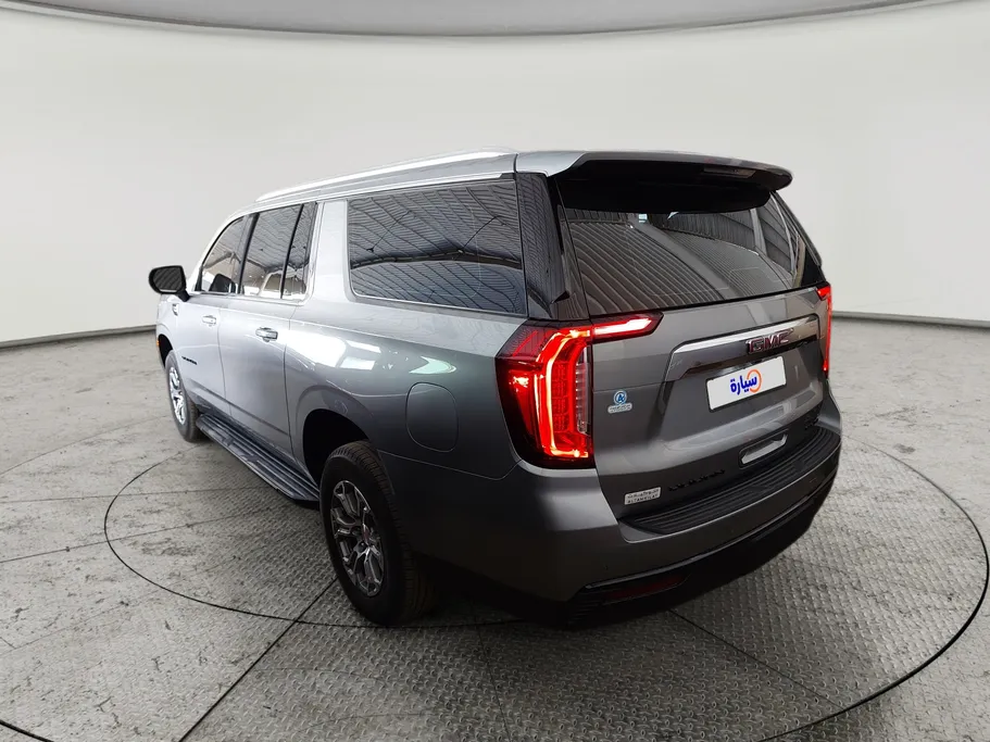 2023 GMC Yukon SLE 