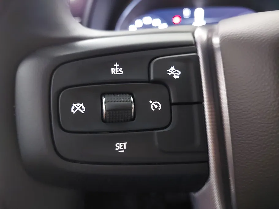 2023 GMC Yukon SLE 