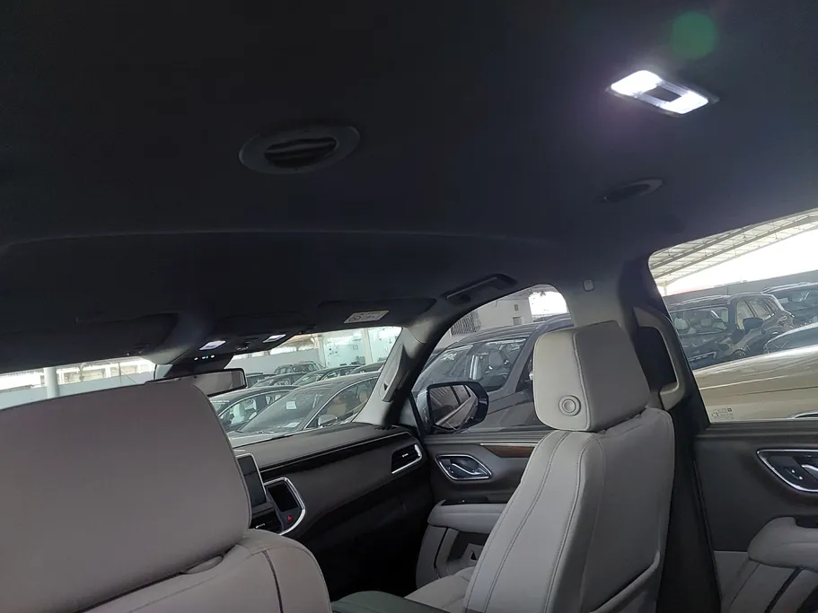 2023 GMC Yukon SLE 