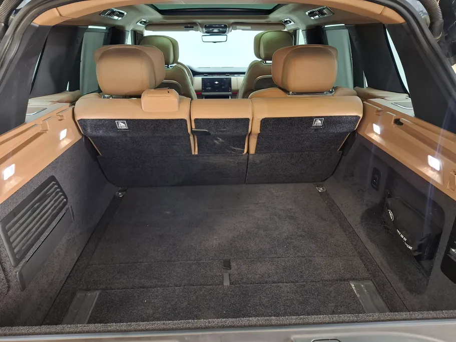 2022 Land Rover Range Rover Autobiography  