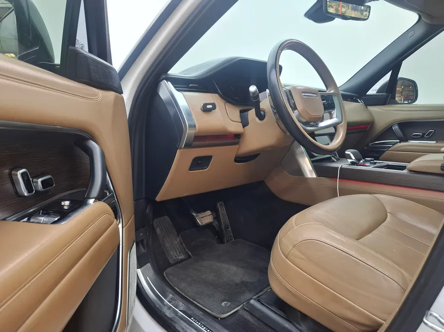 2022 Land Rover Range Rover Autobiography  