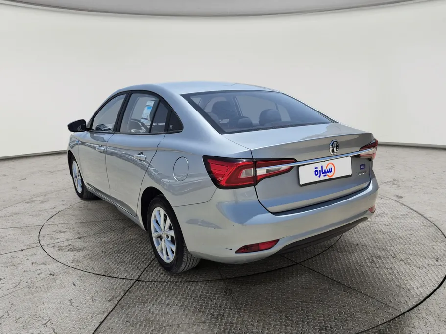 2025 MG 5 STD 