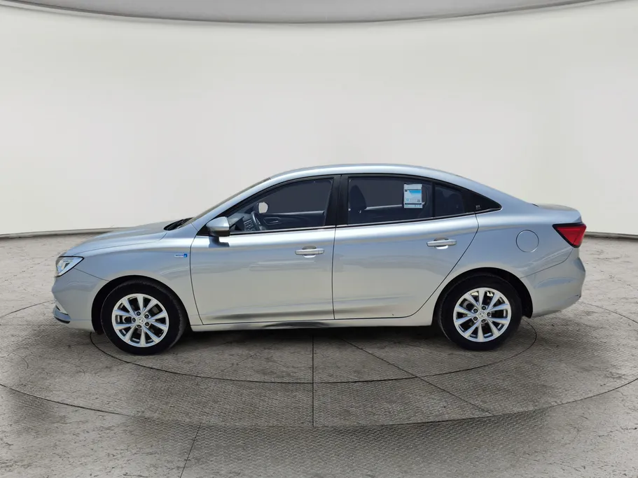 2025 MG 5 STD 
