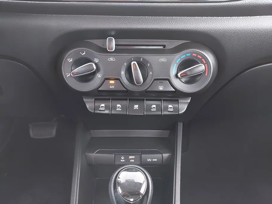 2024 Kia Pegas GL 