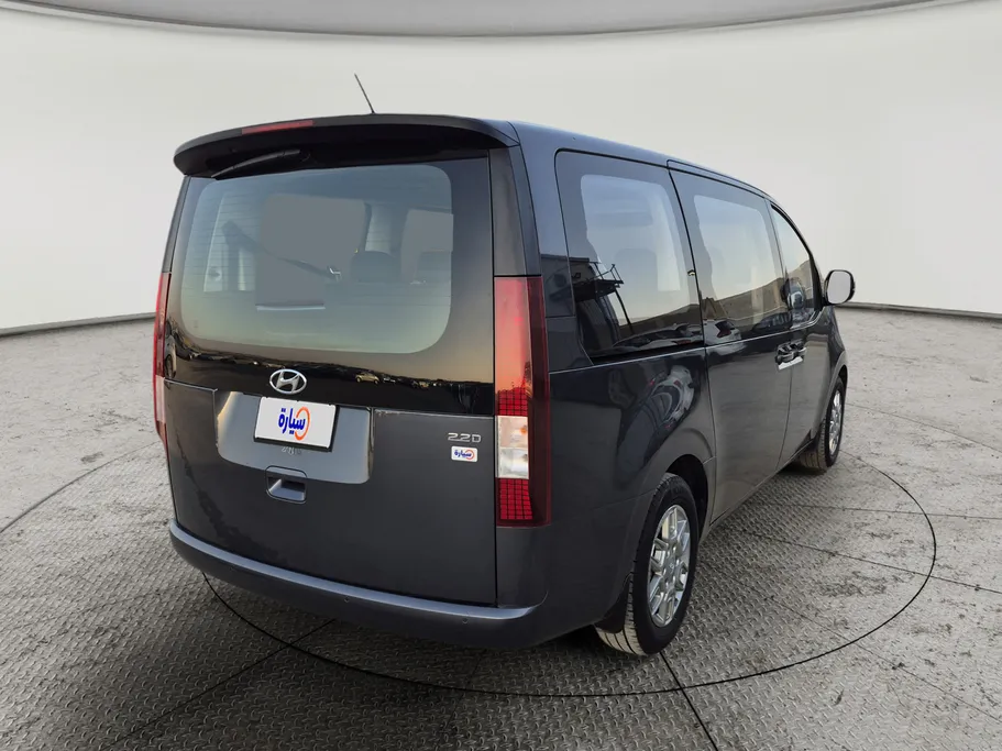 2024 Hyundai Staria Wagon 
