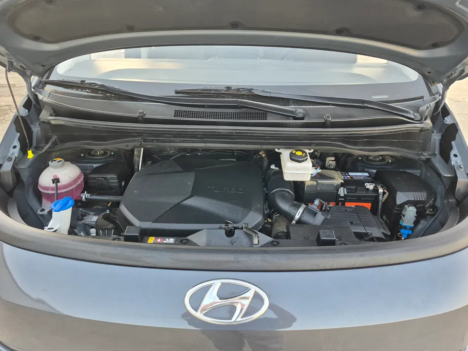 2024 Hyundai Staria Wagon 