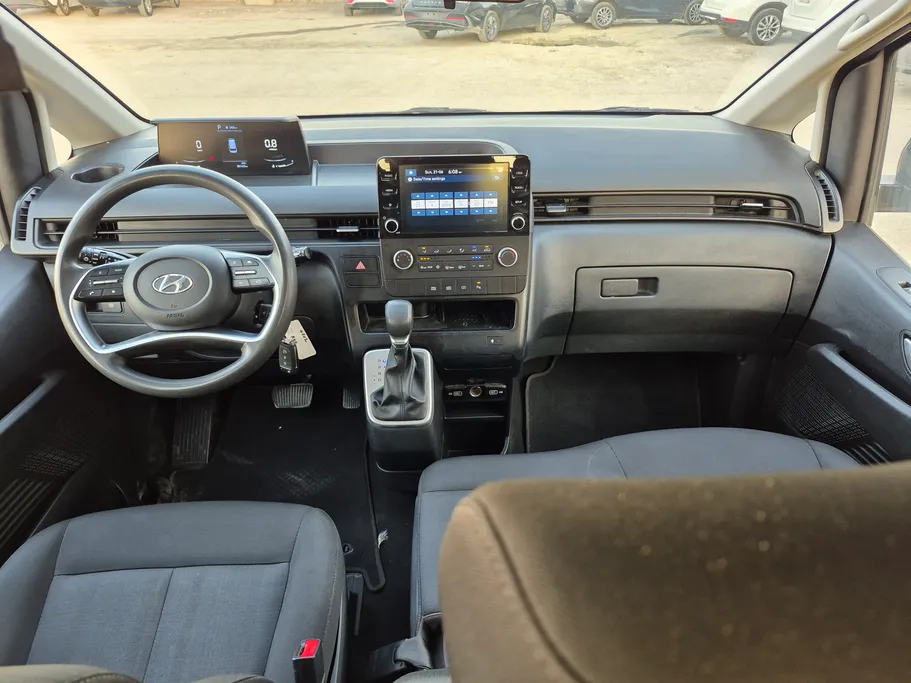 2024 Hyundai Staria Wagon 