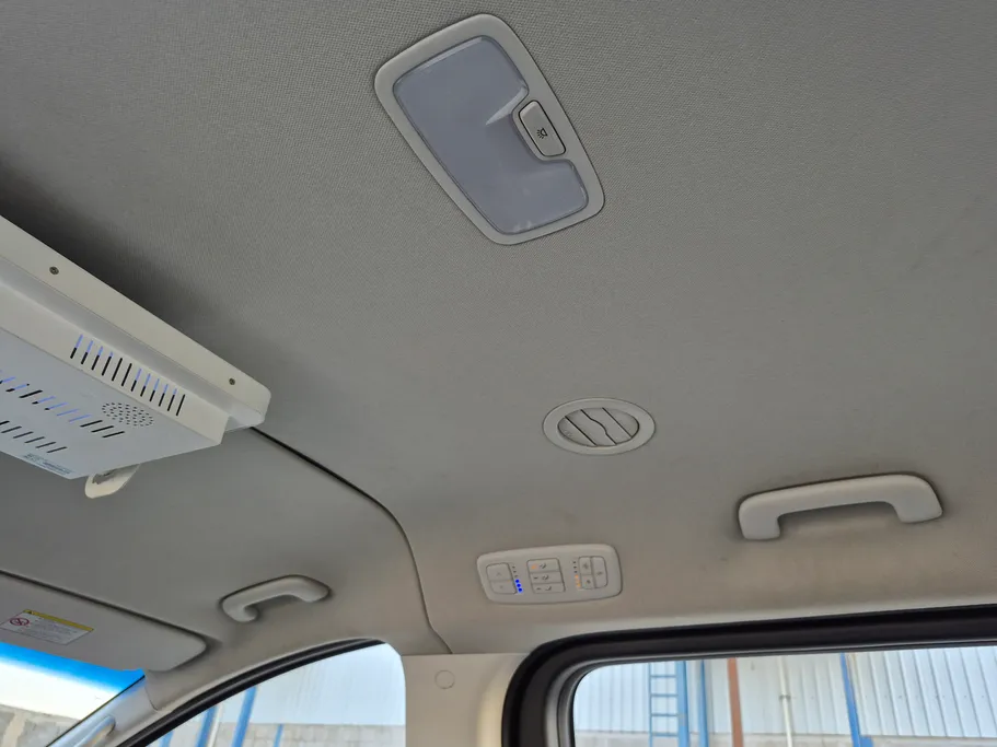 2024 Hyundai Staria Wagon 