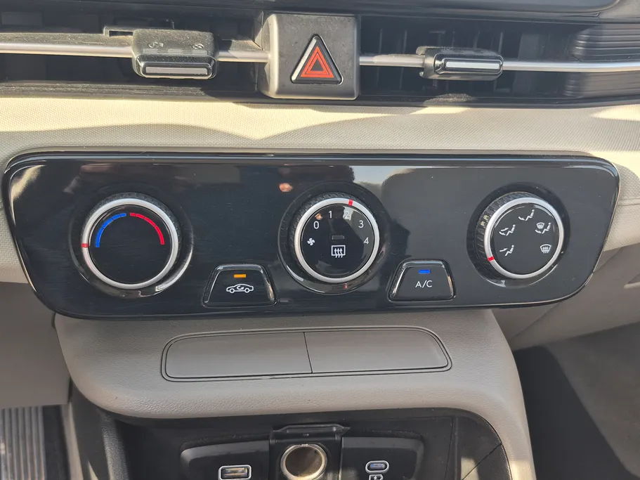 2024 Hyundai Accent Fleet 