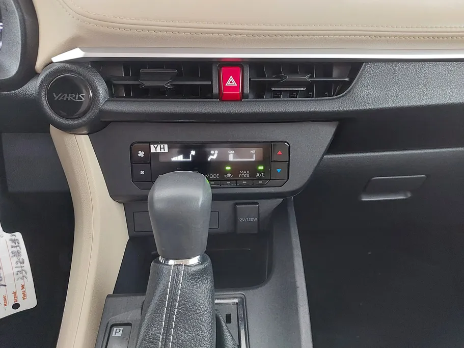 2024 Toyota Yaris  Y 