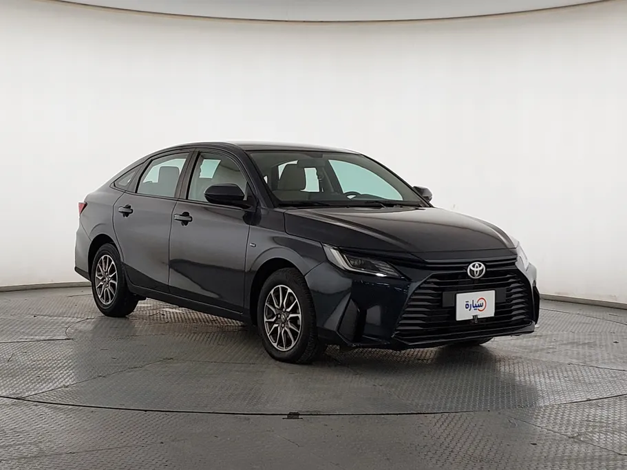 2024 Toyota Yaris  Y 
