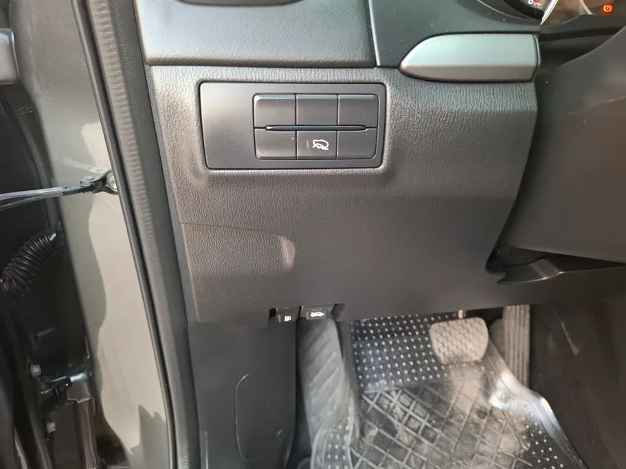مازدا سى اكس 9 Skyactiv G 2023 
