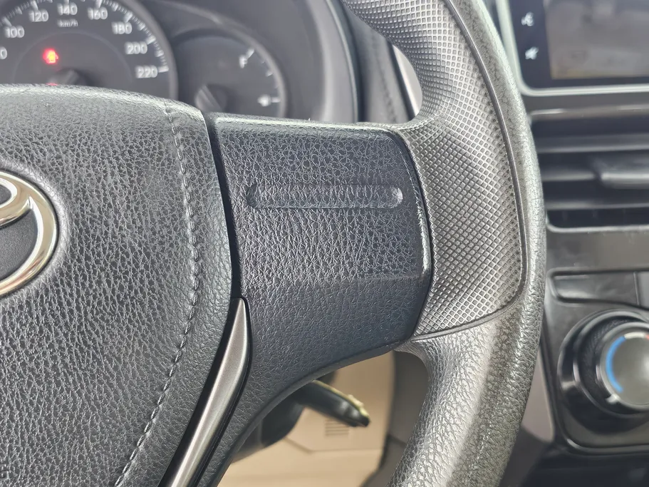 2022 Toyota Yaris  Y 