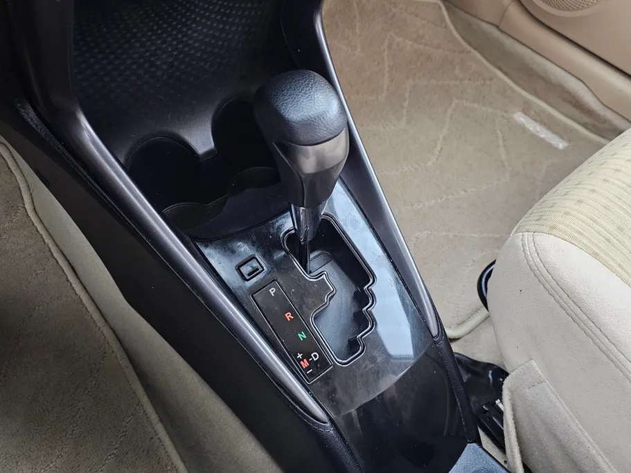 2022 Toyota Yaris  Y 